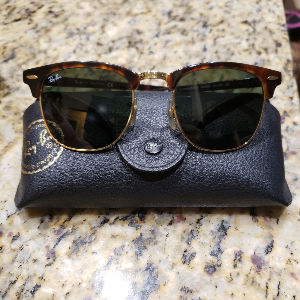 Ray Ban Clubmaster Sunnies